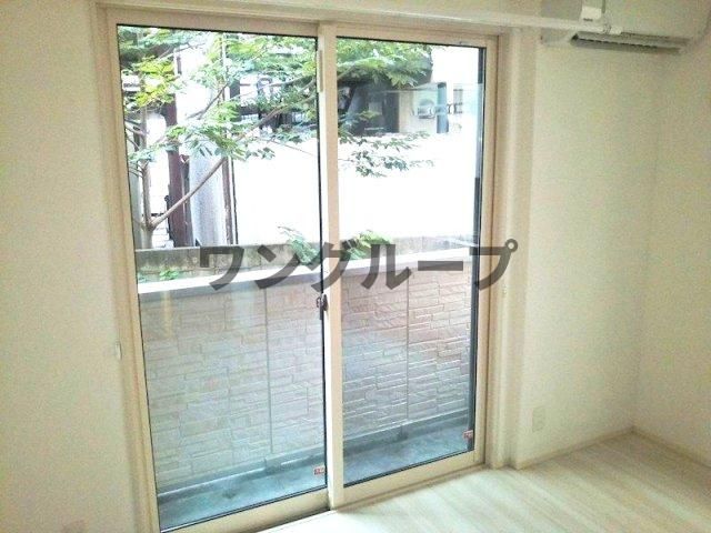 Serena Machiya IIの居間写真