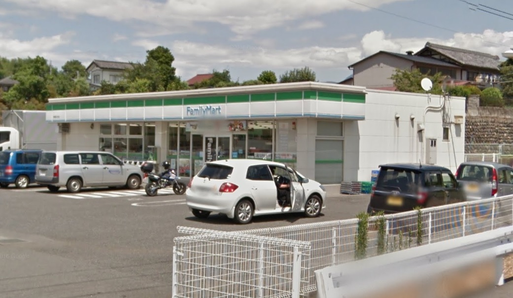 コンビニ　ファミリーマート前橋田口町店（コンビニ）まで733m