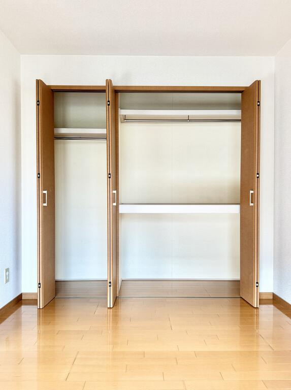 収納　南洋室収納