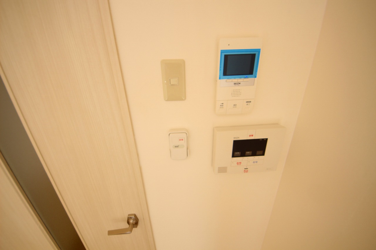 セキュリティ　SECOM・モニターホン完備