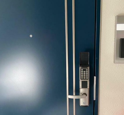 その他設備　デジタルロック対応の玄関ドア