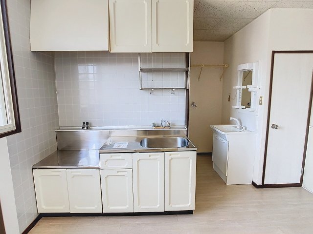 キッチン　現況を優先します。（撮影時期：2024年7月）