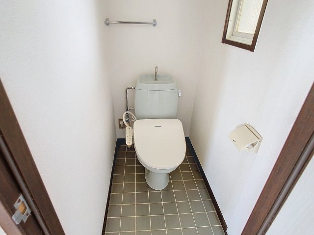 トイレ　現況を優先します。（撮影時期：2024年7月）