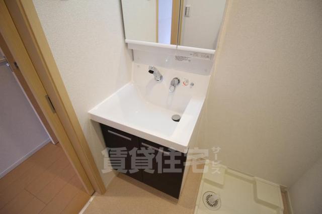 【豊中市熊野町のマンションの洗面設備】