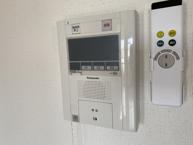 【加古川市加古川町河原のマンションのセキュリティ】