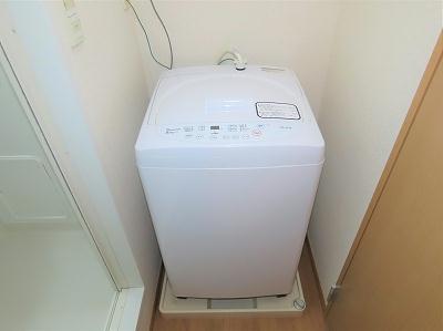 その他設備　洗濯機も付いています