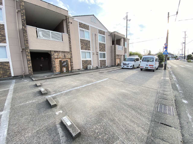 【サザンコート浜道の駐車場】