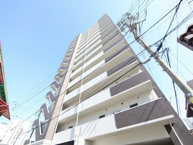 名古屋市中村区則武本通のマンションの建物外観