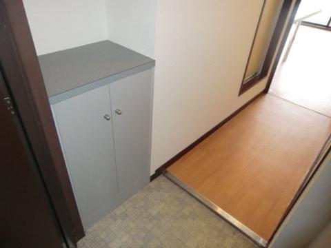 ビクトリア茨木　玄関　玄関