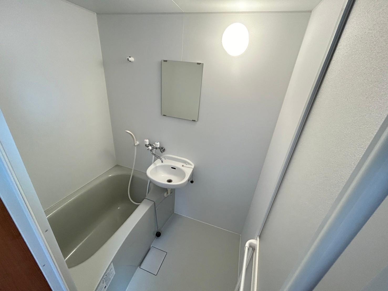 バス・シャワールーム　浴室