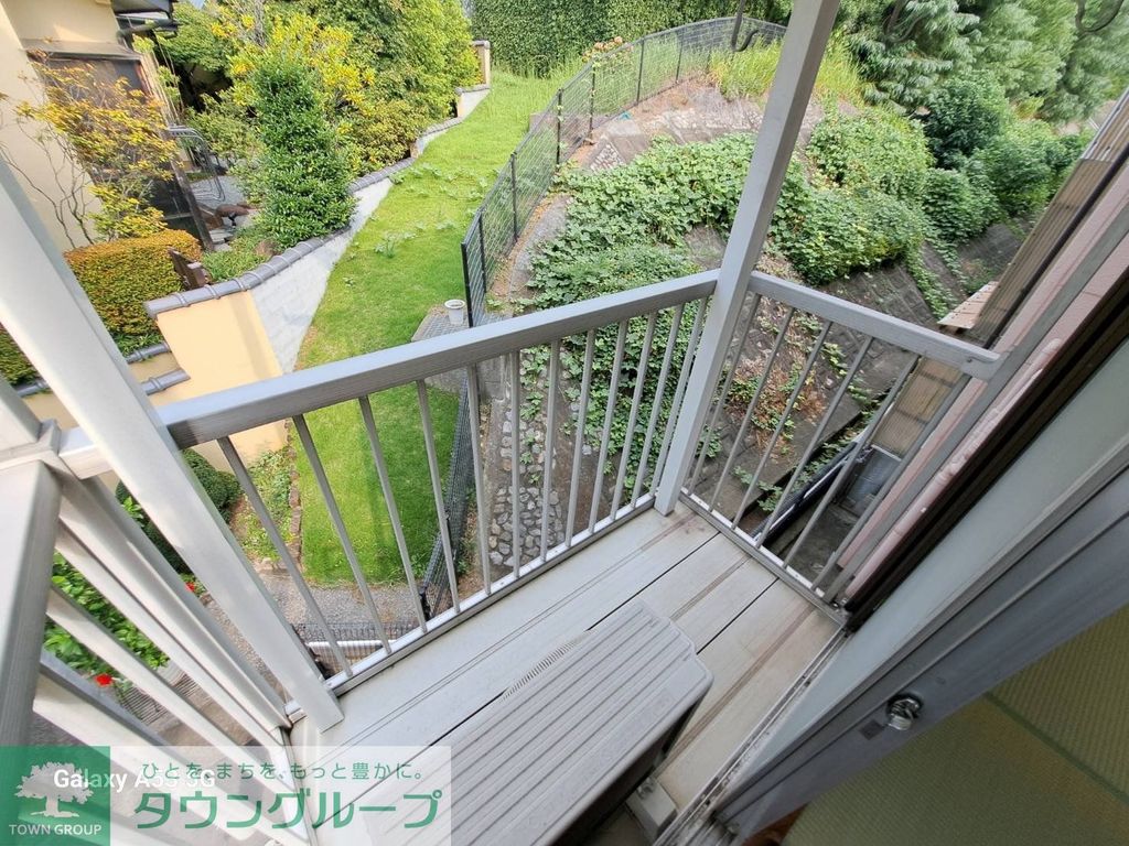 バルコニー　バルコニー