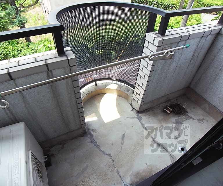 バルコニー　広めのベランダです。