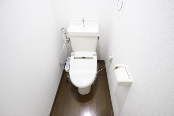 トイレ　※別部屋の写真です