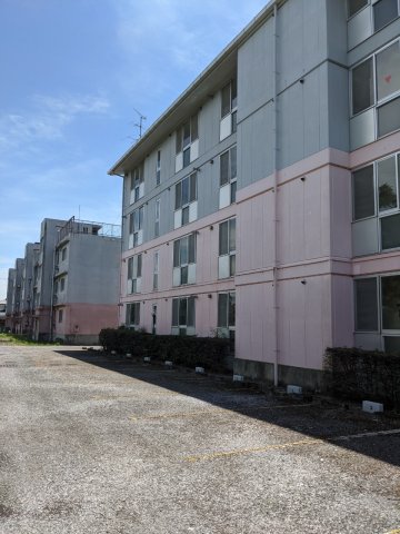 駐車場　２０台空きございます