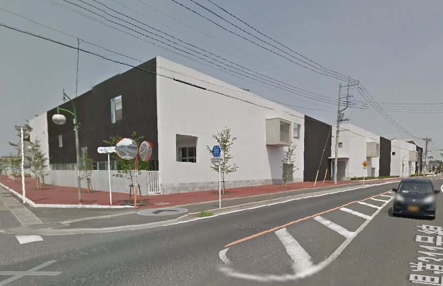 小学校　太田市立木崎小学校（小学校）まで916m