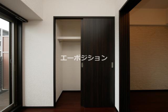 収納　プレジオ恵美須