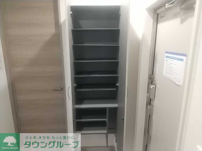 玄関　同施工会社イメージ