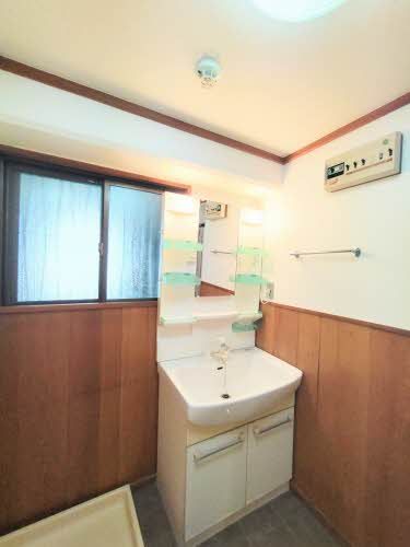 洗面設備　洗面所