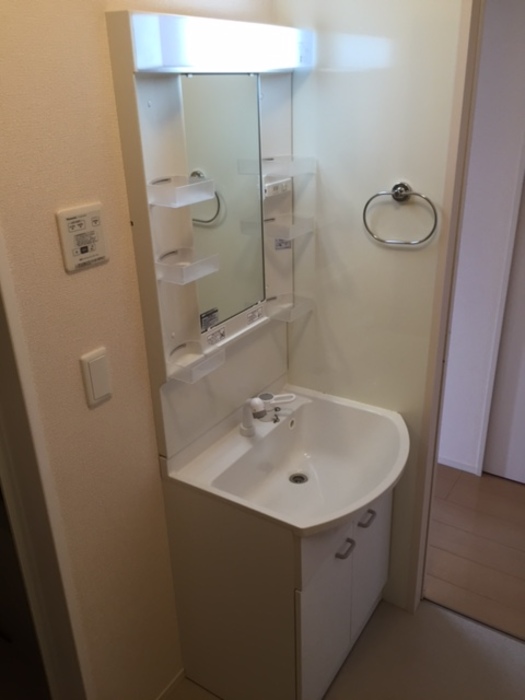 洗面設備　洗髪洗面化粧台