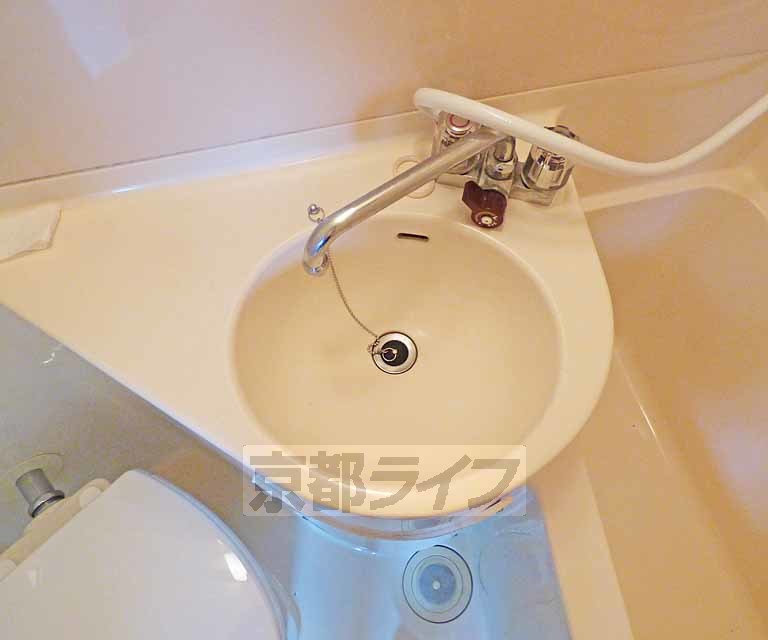 洗面設備　洗面台です。