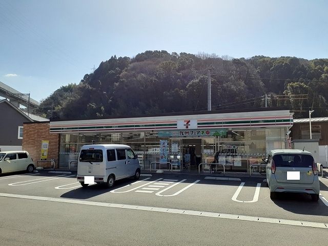 コンビニ　セブンイレブン周南下上店（コンビニ）まで1500m