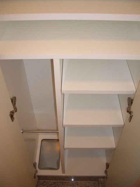 玄関　シューズボックス