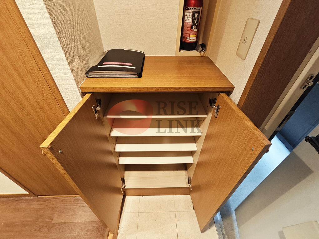 その他設備　シューズボックス