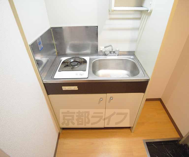 キッチン　コンパクトなキッチン。