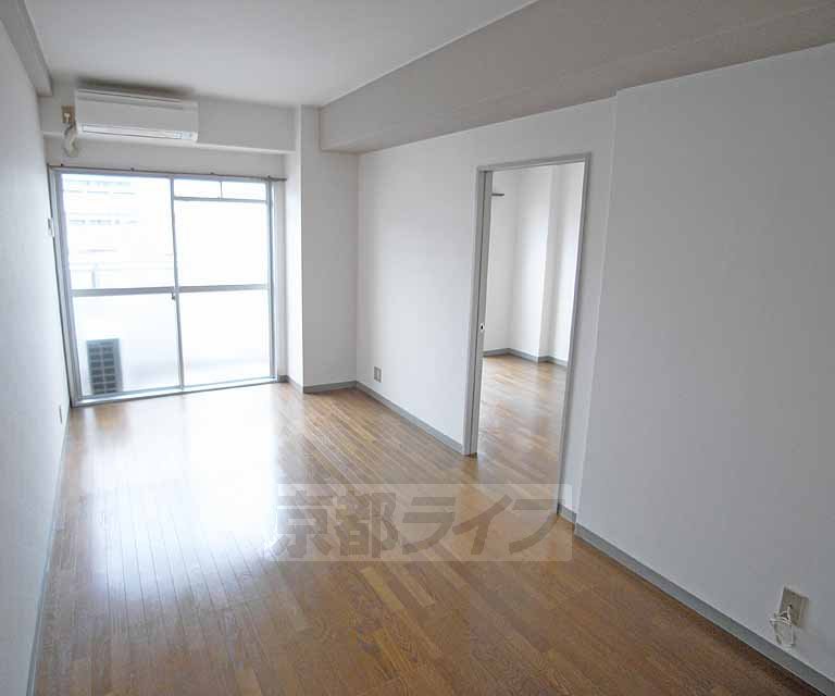 居室・リビング　ドーンと大きなお部屋です。