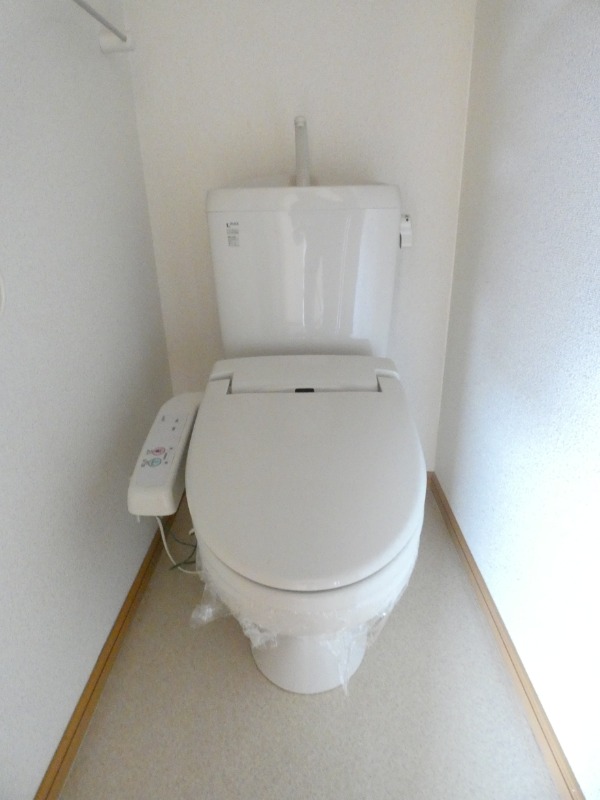 トイレ　図面と現状に相違がある場合には現状を優先