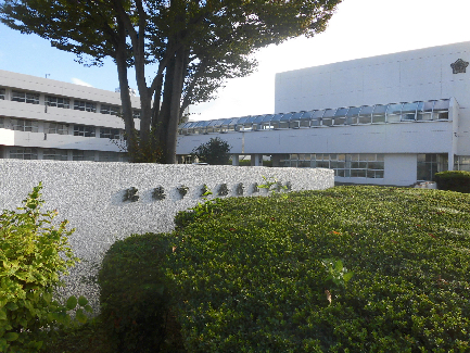 中学校　瑞穂市立穂積北中学校（中学校）まで905m