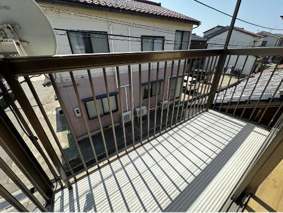 バルコニー　バルコニーも日当たり良好！