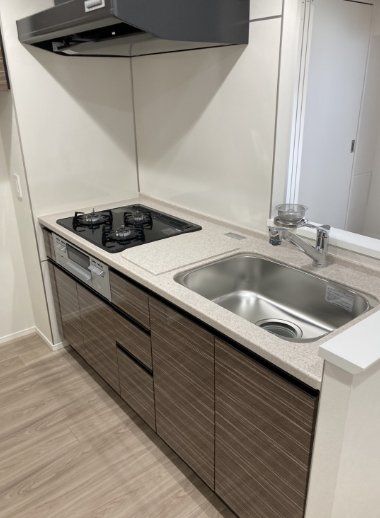 キッチン　写真は同タイプ住居です。