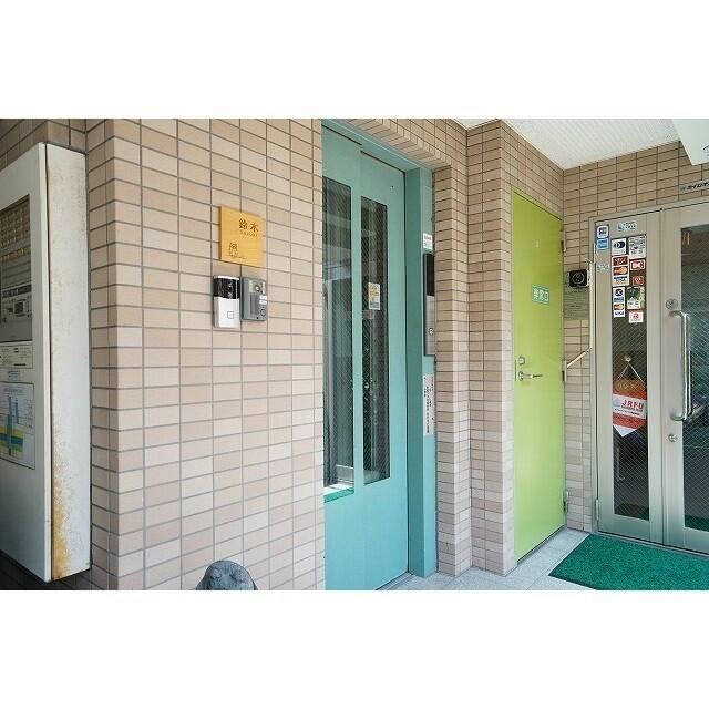 エントランス　エレベーターホール