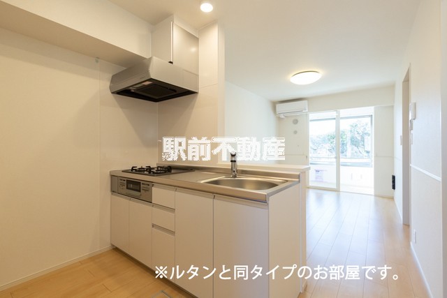 キッチン　※類似物件の写真です。