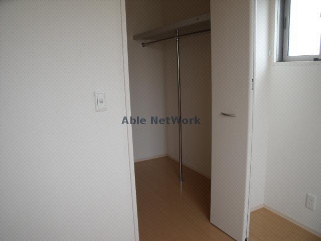 収納　※同型タイプです。