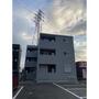 味岡駅より徒歩11分 築3年8ヶ月 3階建の賃貸物件