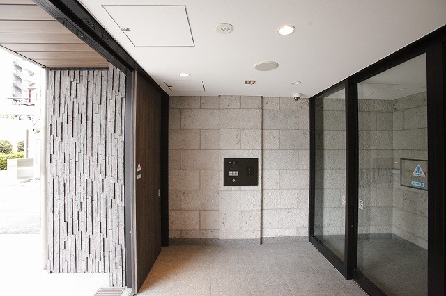 エントランス　エントランス