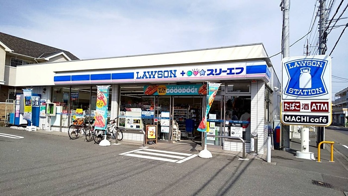 コンビニ　ローソンＬＴＦ町田広袴店（コンビニ）まで400m