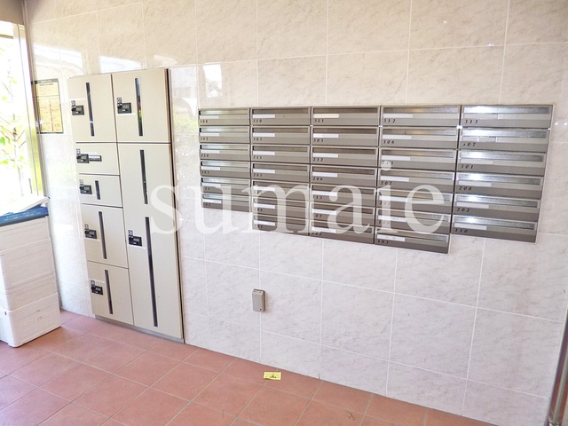 その他共有部分　宅配ボックスと集合ポストです♪