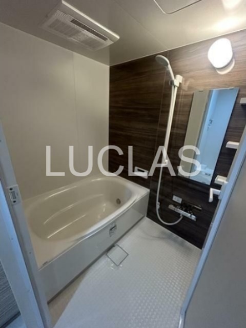 バス・シャワールーム　清潔感のある浴室で日々の疲れを癒します♪