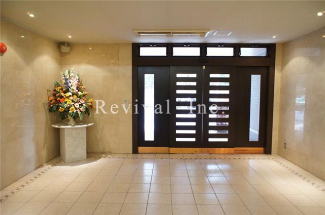 ロビー　高級感あるグランドロビー