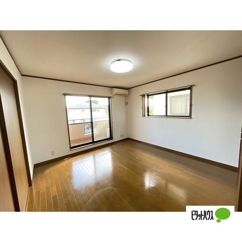 眺望　Ｂ２０１号室になります