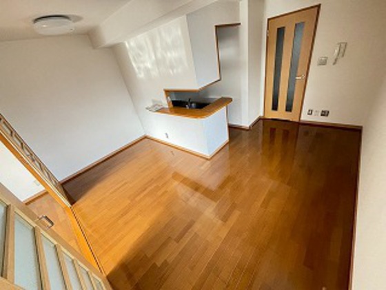 居室・リビング　※別部屋の写真です