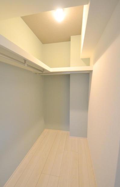 収納　ウォークインクローゼット