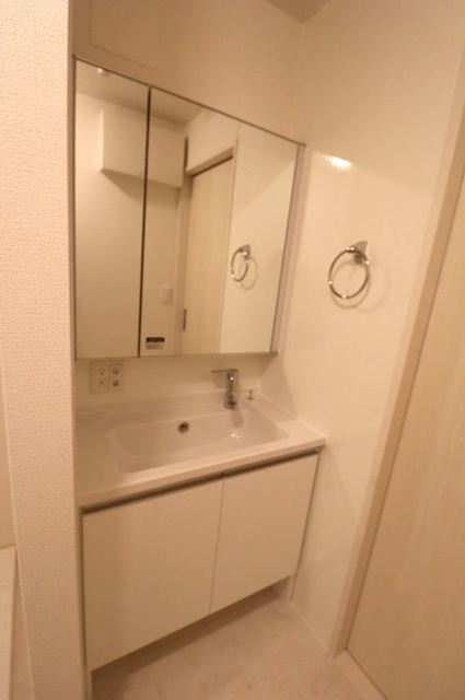 洗面設備　洗髪洗面化粧台