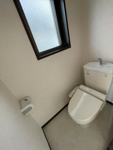 トイレ　別部屋参考