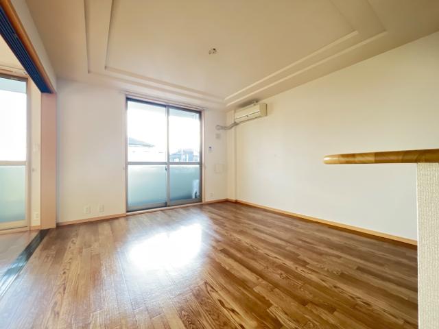 居室・リビング　リビング