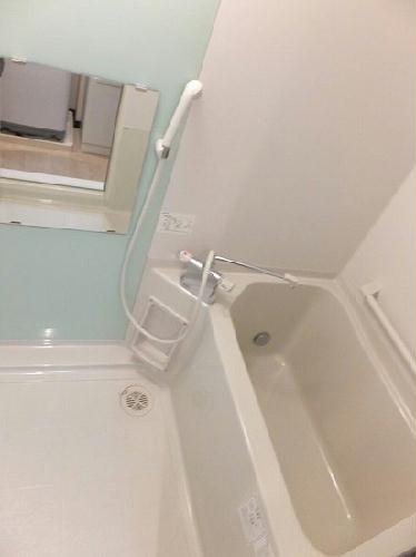 バス・シャワールーム　追い炊き機能、浴室換気乾燥機付き！