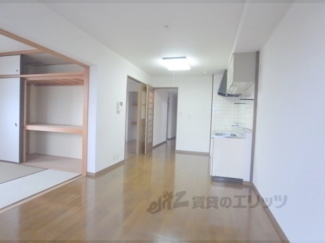 居室・リビング　リビング